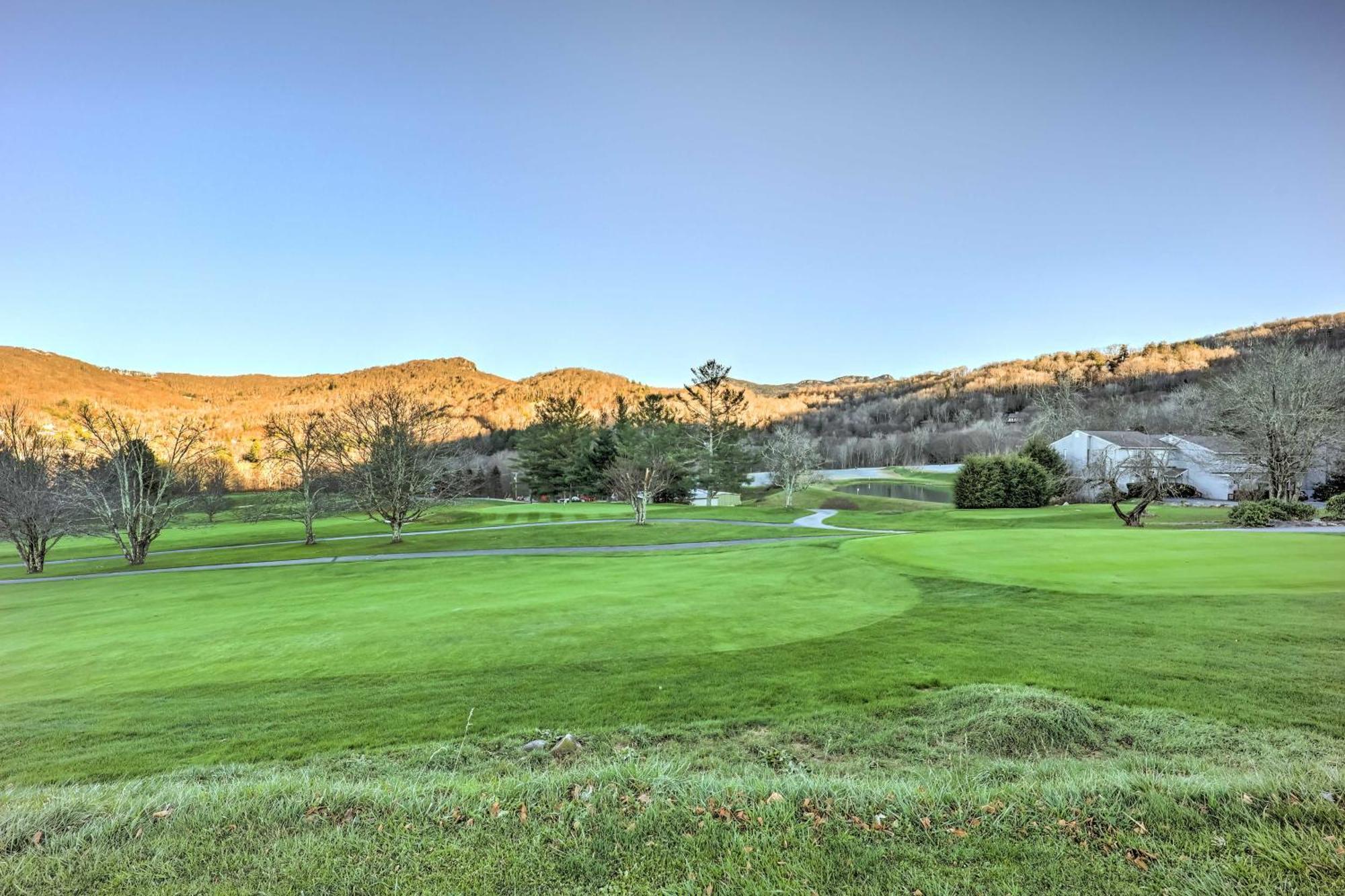 Sugar Mountain Condo With Aandc - Walk To Ski And Golf! Exteriér fotografie